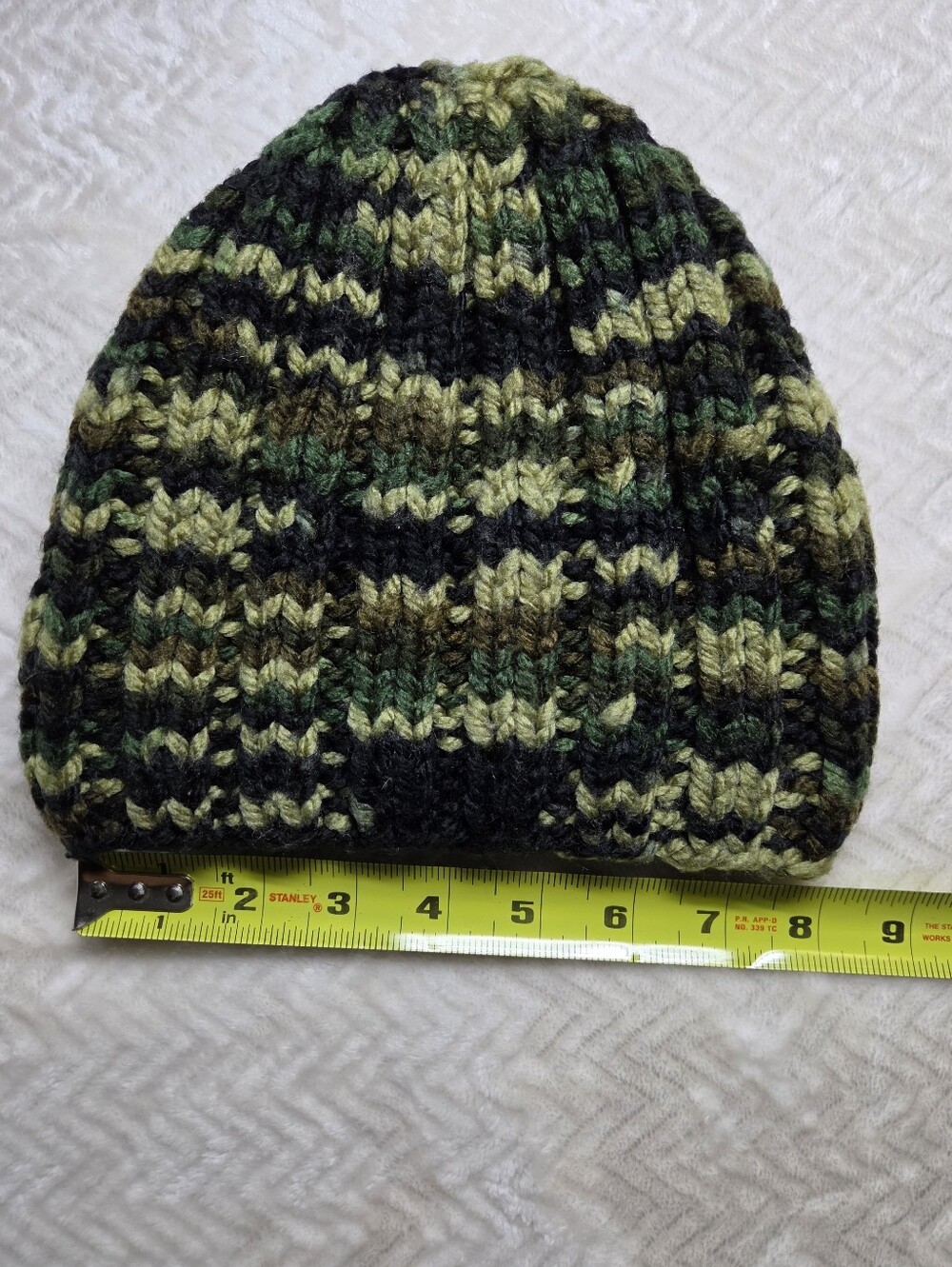 Handmade Knit Camo Beanie Hat Winter Watch Cap Camouflage Green Black Camo NWOT